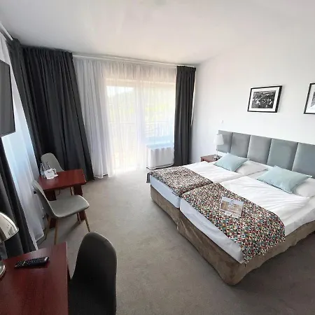 Hotel Srebrna Gora ホテル