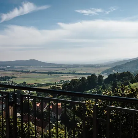 Hotel Srebrna Gora ホテル 3*