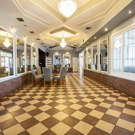 Hotel Srebrna Gora 3*