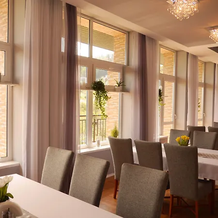 Hotel Srebrna Gora Hotell
